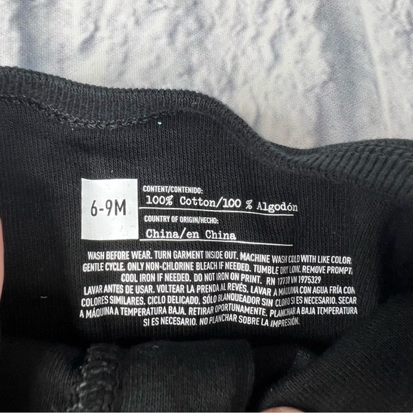 Skeleton one piece full zip for 6 to 9 months - Picture 6 of 8